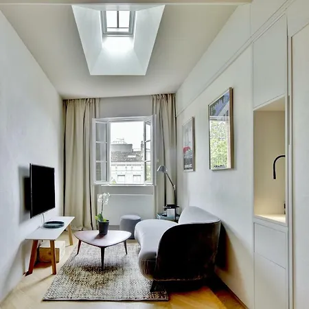 La By Cocoonr Apartment *